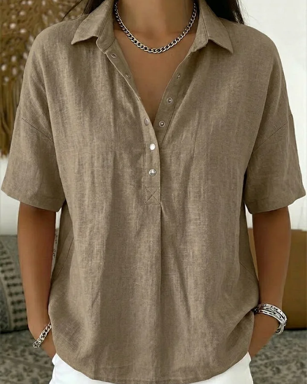 Petra | Blouse met Kraag en Knoopdetail