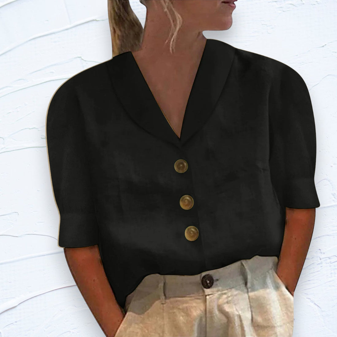 Tineke | Retro Blouse met Knoopdetail