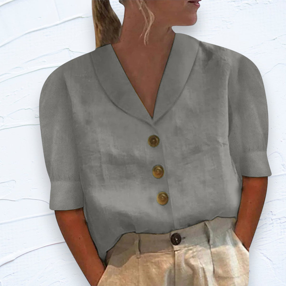 Tineke | Retro Blouse met Knoopdetail