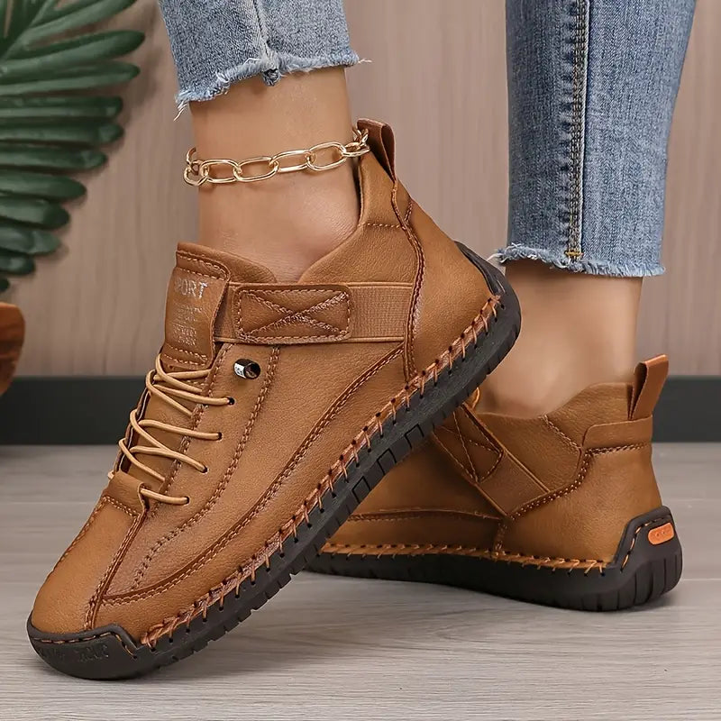 Kai | Comfortsneakers met Brede Neus